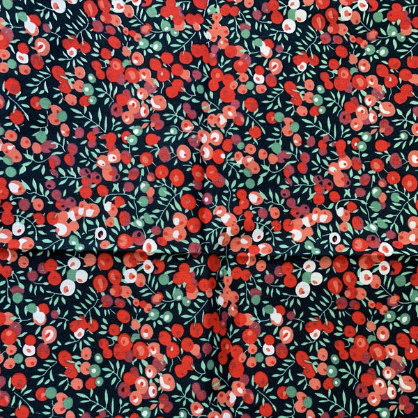 Catalogue de tissus | BabyloveinParis | Baby love in Paris | Motif liberty wiltshire rouge