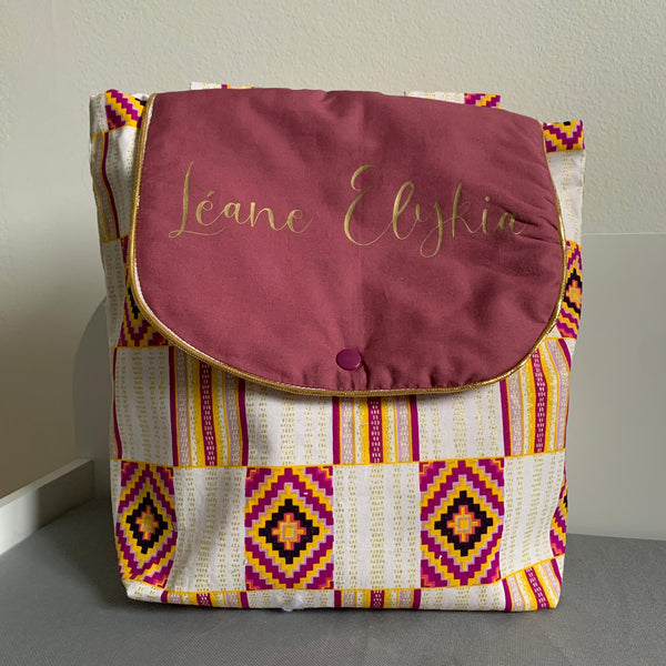 Produit puériculture | Magasin bébé Versailles | Magasin puériculture Versailles | Sac à dos ou cartable d'école (ou crèche) pour enfant et bébé avec nom personnalisé fait main en France (madeinfrance) par BabyloveinParis / Baby love in Paris modèle WAX rose